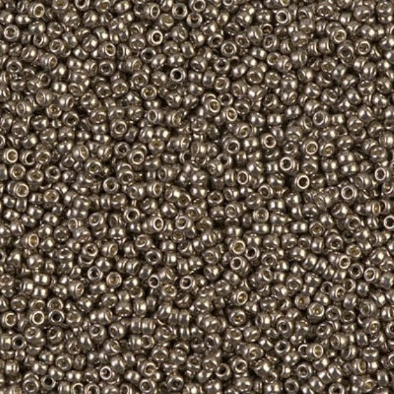 15/0 Duracoat Galvanized Miyuki Glass Seed Bead, Pewter, D4222