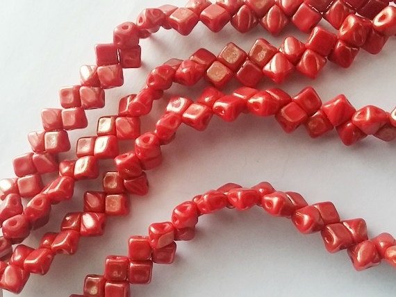 5mm Mini Silky Red Lumi, 2 hole 5mm Czech Glass, 205-93190-15495, 40 beads
