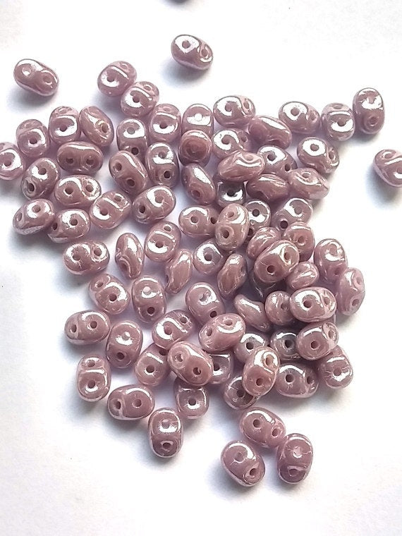 SuperDuo Opaque Light Violet White Luster, 2-Hole Czech Glass 2.5x5mm, 523020-14400-10 grams