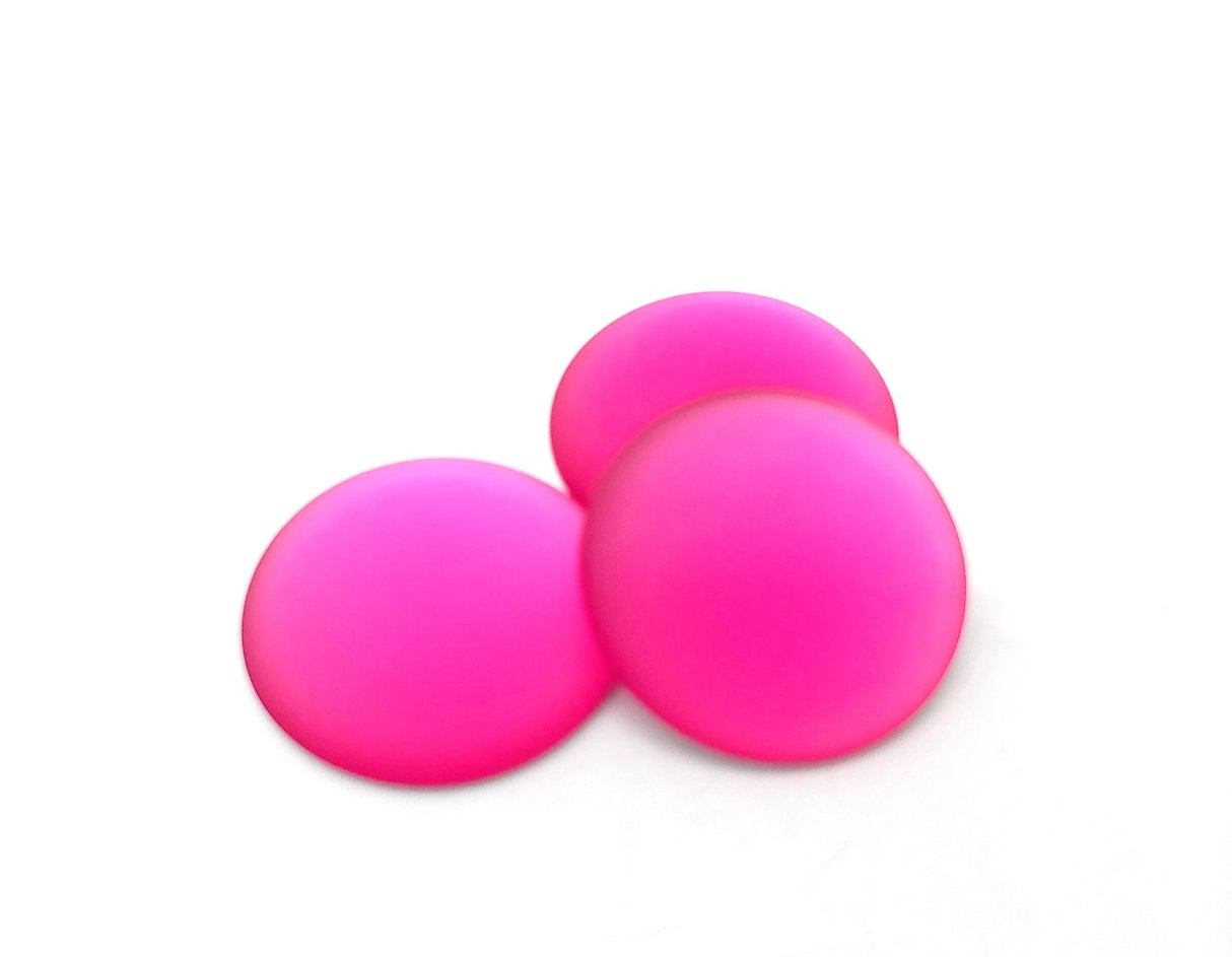 Lunasoft Lucite Cabochon Raspberry, 18mm Round, quantity 1