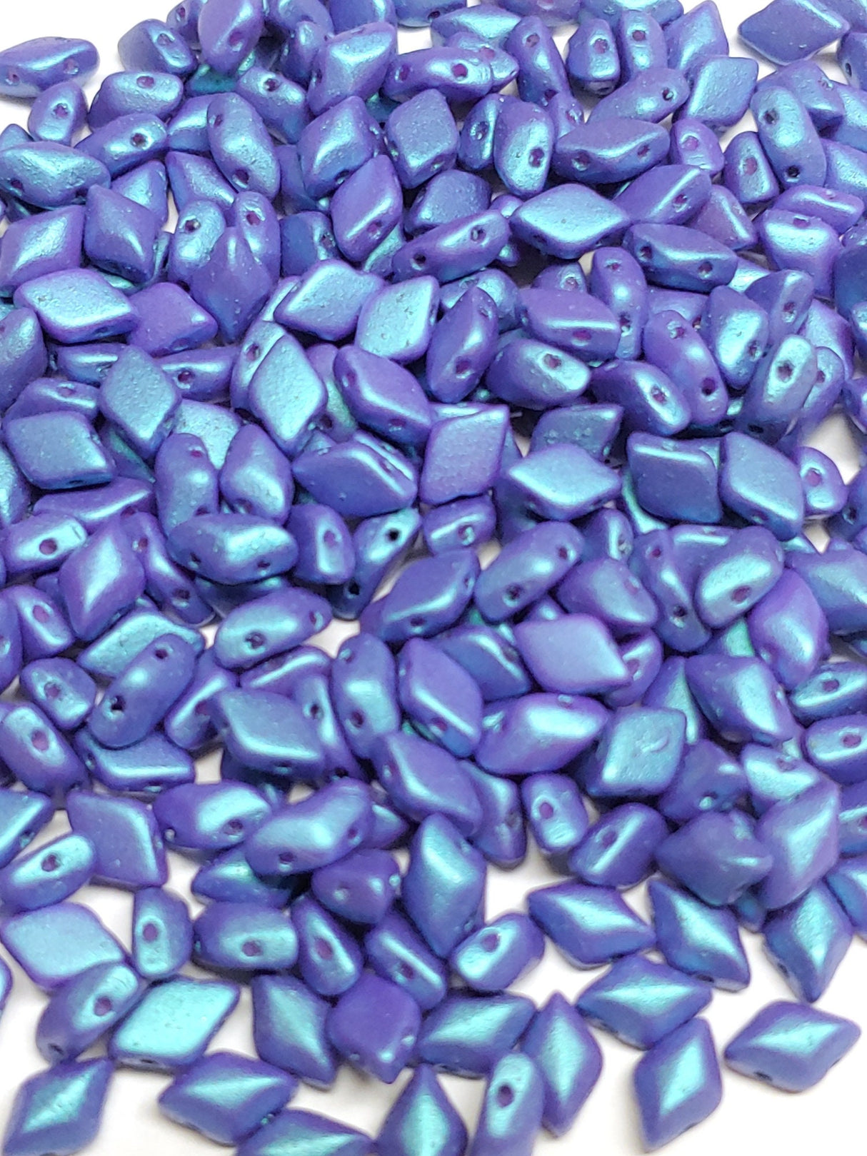 GemDuo Tropical Blue Grape, 50 beads, 2-Hole Matubo Czech beads 8x5mm, 24510