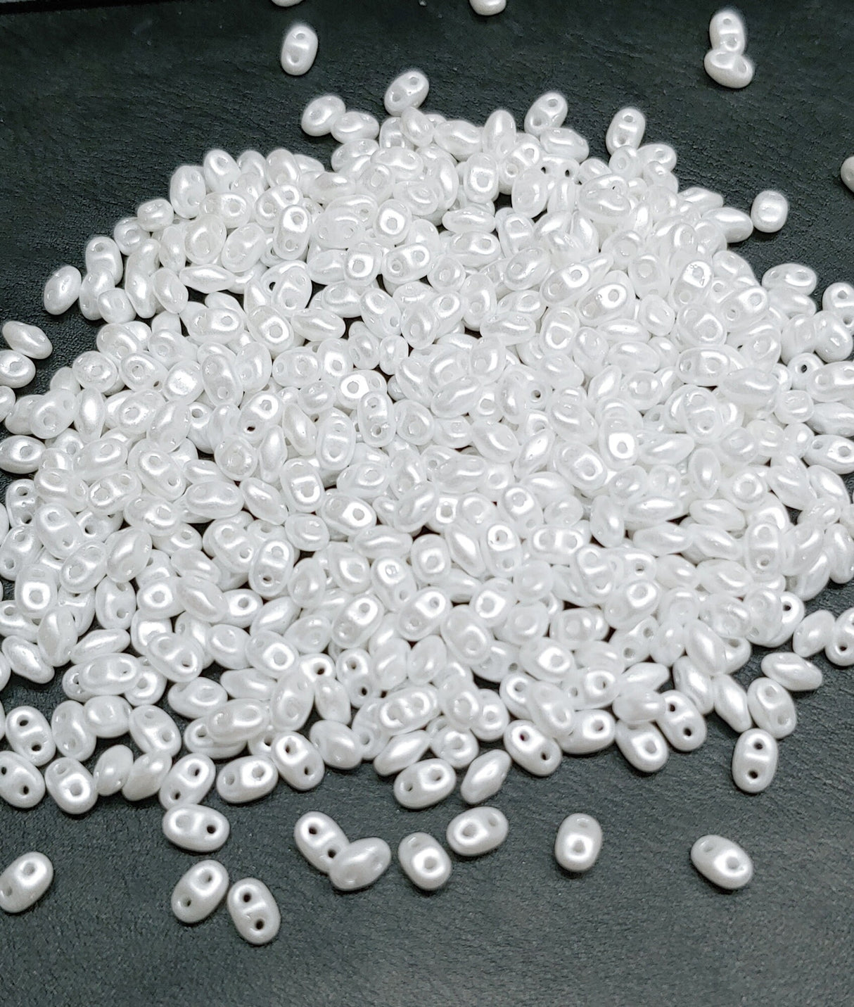 MiniDuo Pastel Snow White, 2-Hole 2x4MM Czech Glass, 25001-10 Grams