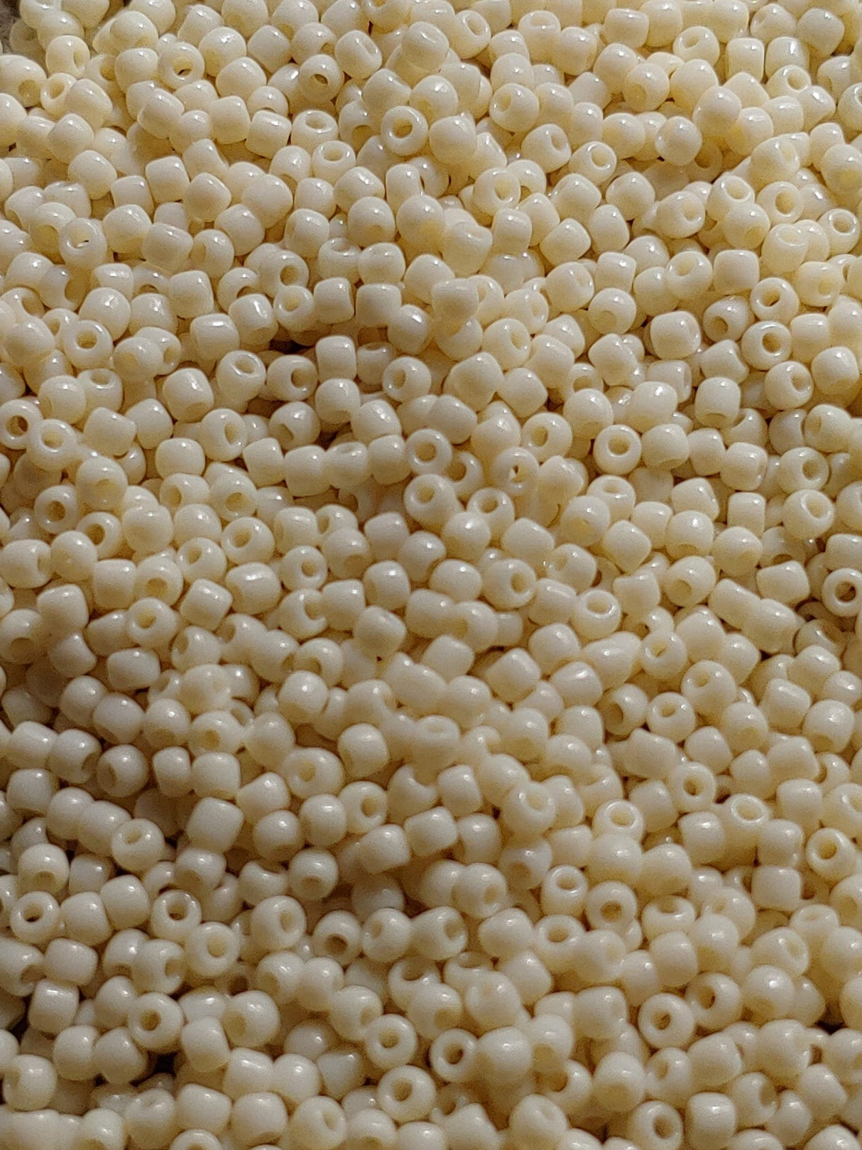 11/0, 8/0 Opaque Light Beige, Toho 51, Round Seed Bead 10 grams