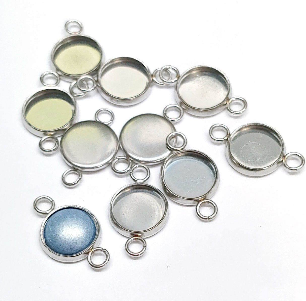 8mm Cabochon Bezel Setting, with 2 Loops for the 8mm Par Puca Flat Cabachons, Silver or Gold, Quantity 4