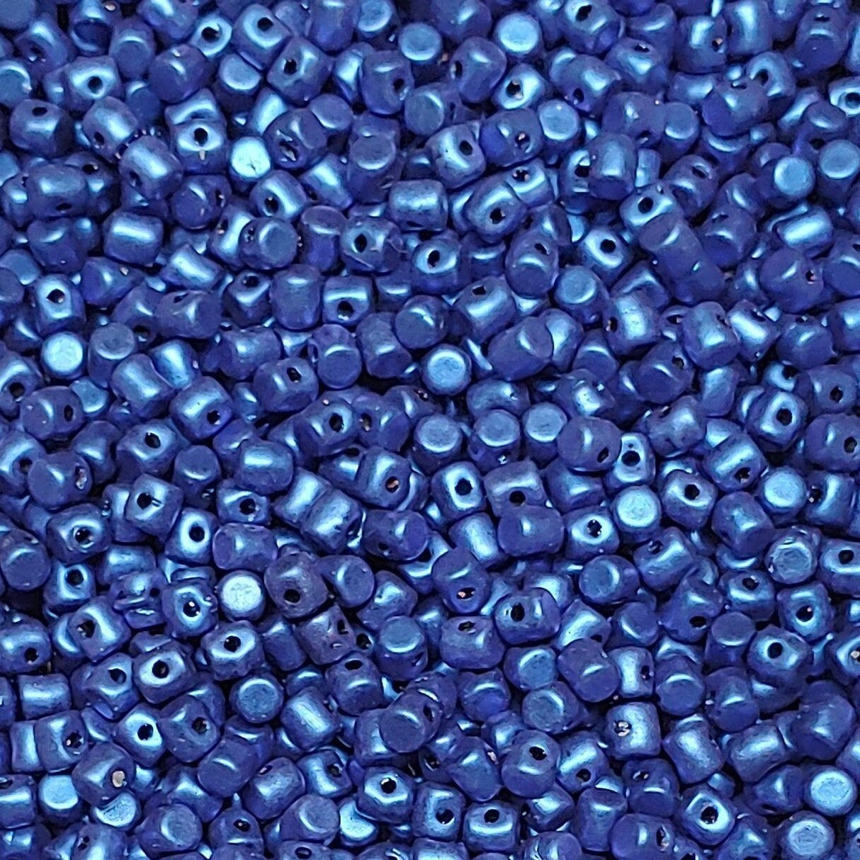 Minos Par Puca, Metallic Matte Collection, 2.5X3MM Czech glass, 5 grams