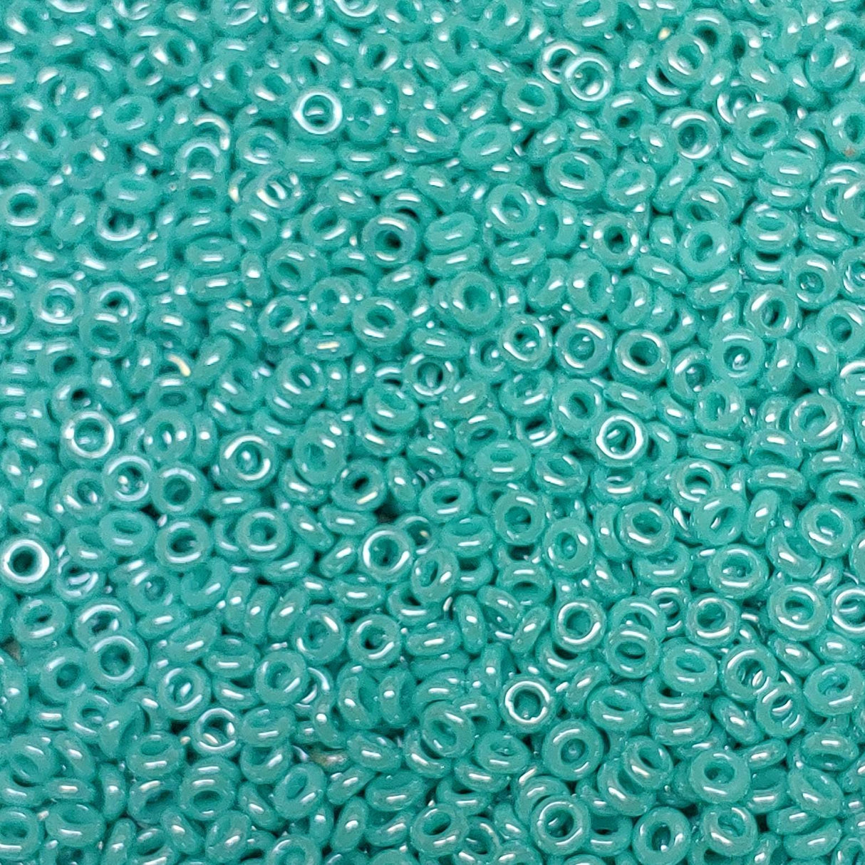 8/0 Demi Round Opaque Turquoise Luster, Toho Bead 3mm, 132-5 grams