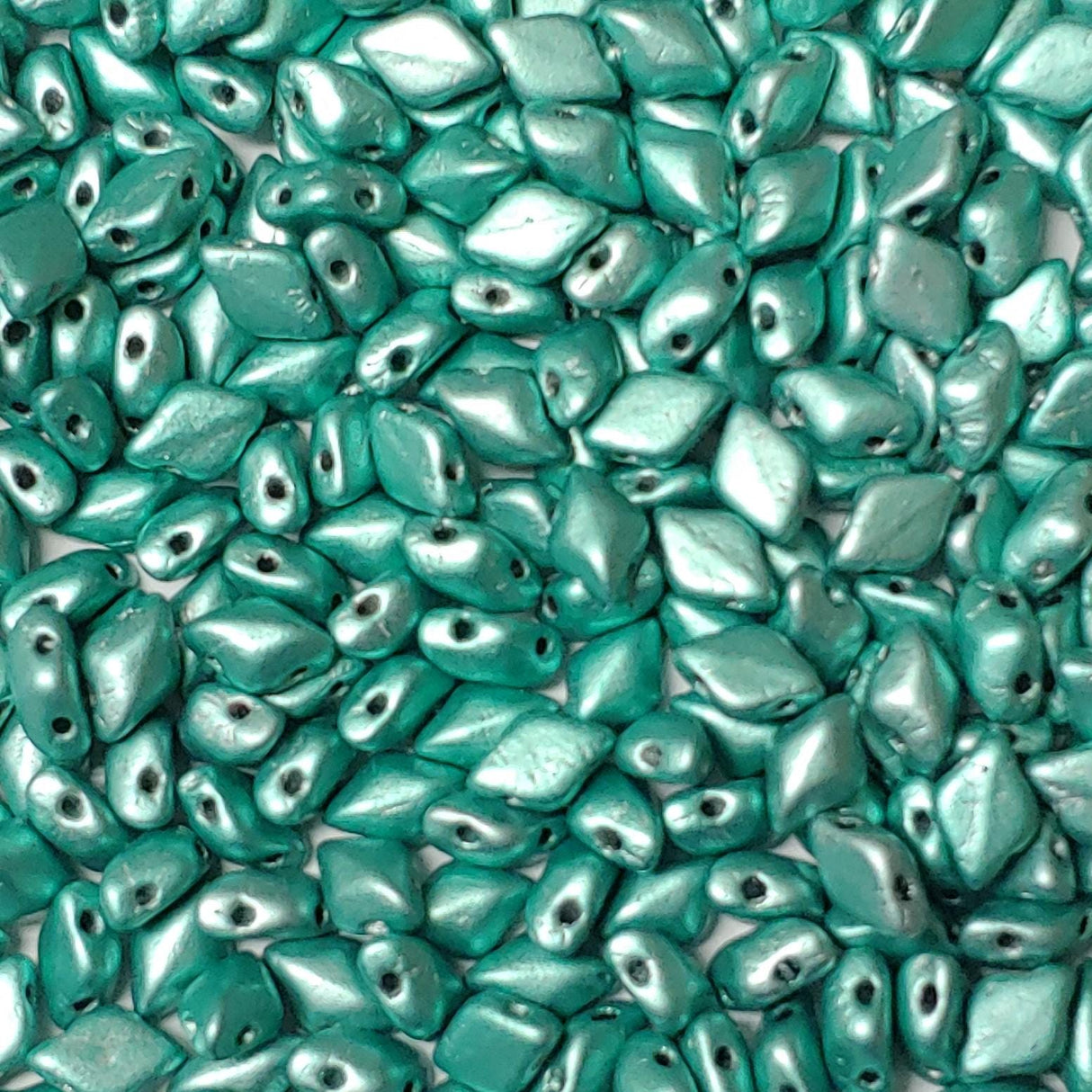 GemDuo Alucolour Mint, 2-Hole Matubo Czech beads 8x5mm,00030-33405, 50 beads