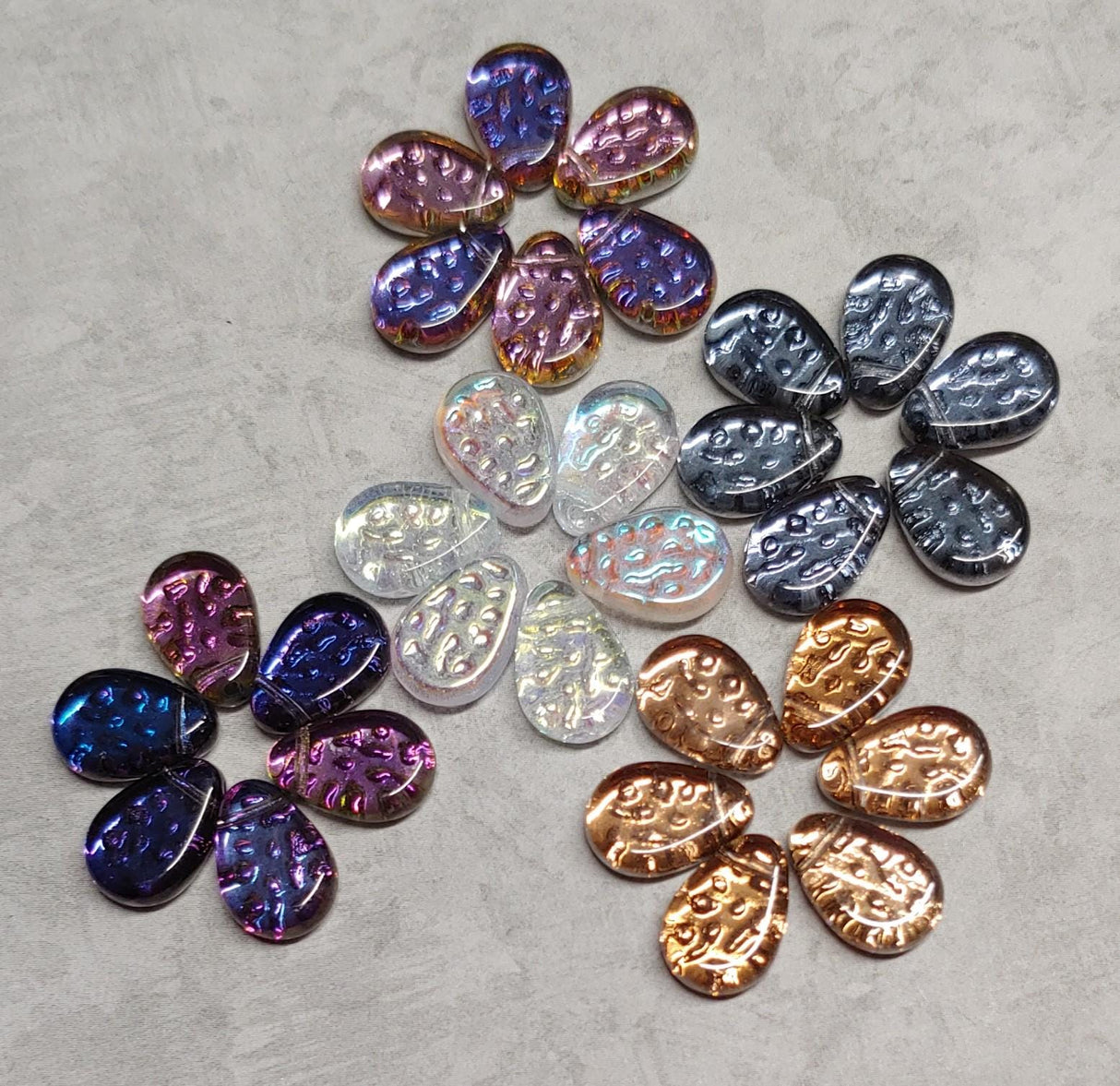 Teardrop Bead Flat Dimpled, Czech Glass 9x11mm, 30 beads