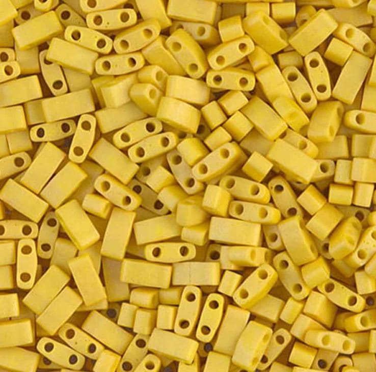 Half Tila Matte Opaque Mustard, HTL-2312 Miyuki, 5 grams