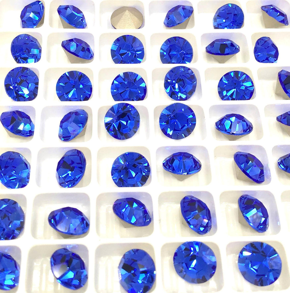 Preciosa SS39 Sapphire, Maxima Chaton, 8mm, Round Chaton, Foiled Back