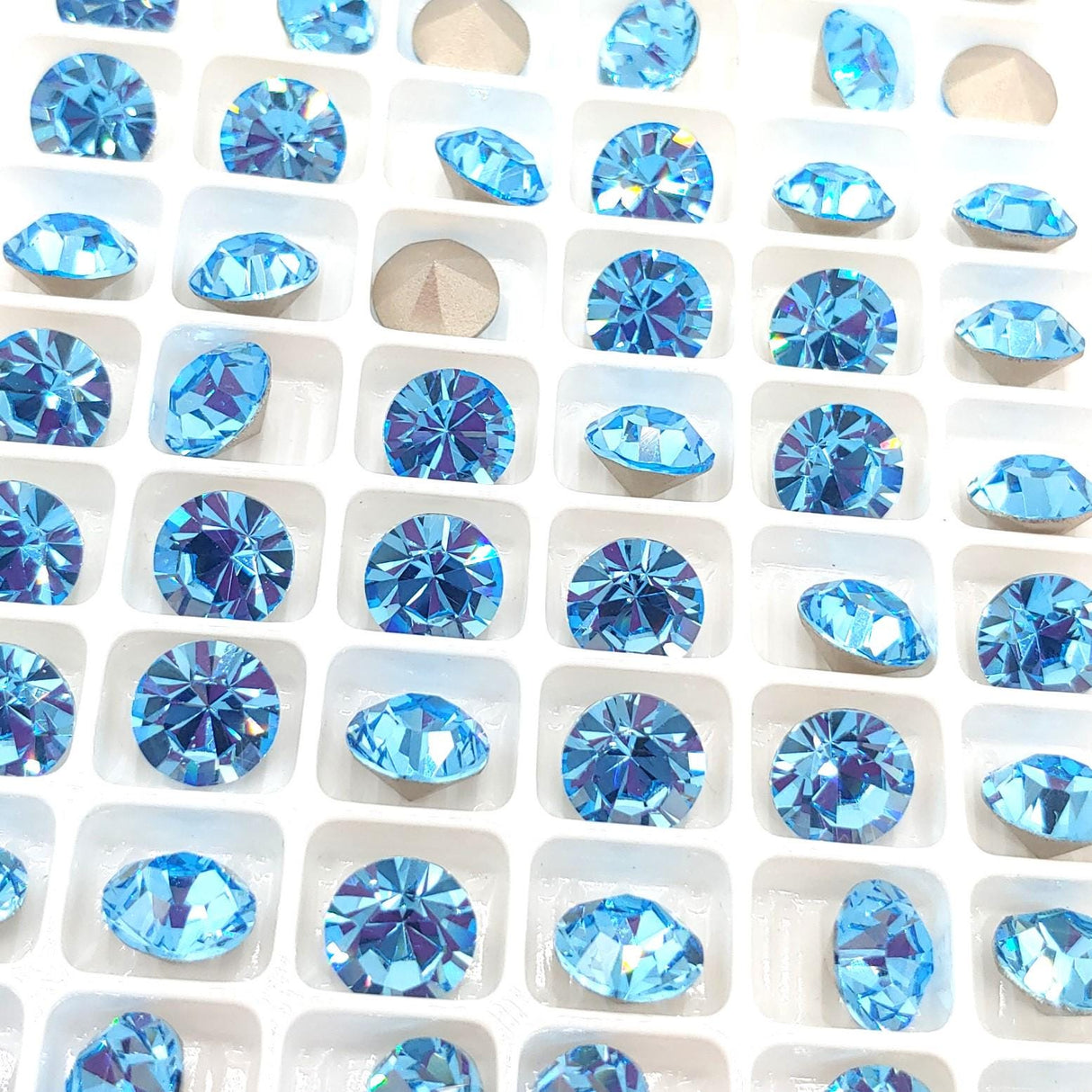 Preciosa SS39 Aquamarine, Maxima Chaton 8mm, Round Chaton, Foiled Back