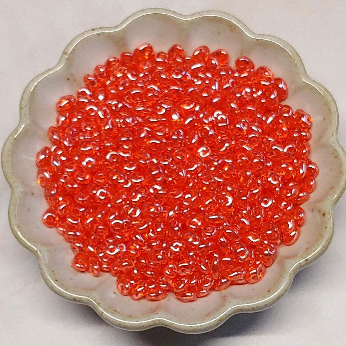 Superduo Hyacinth White Luster, 2-hole bead 2.5x5mm 90030-14400, 10 grams