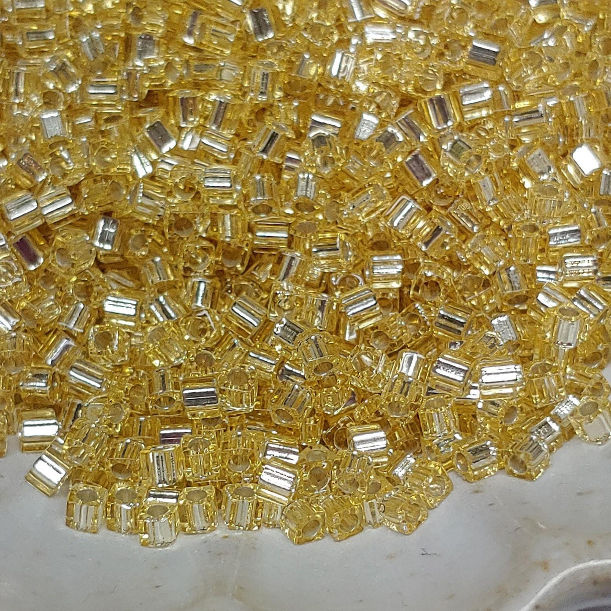 1.8mm Miyuki Cube Silver Lined Gold SB18-3, 10 Grams