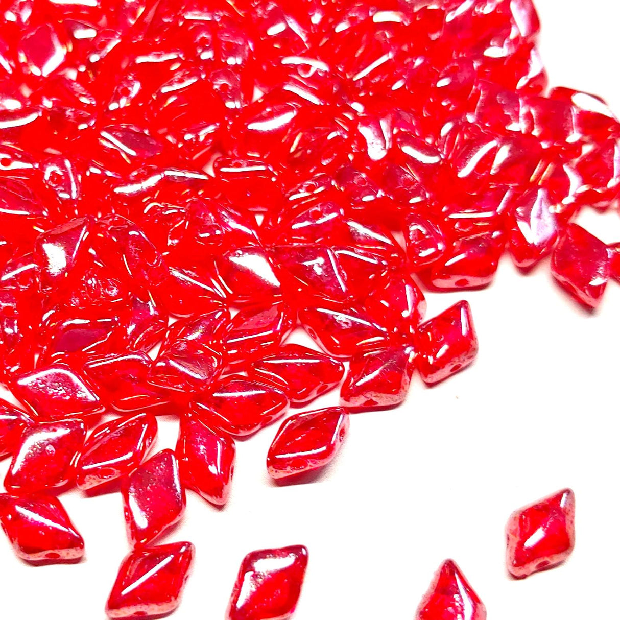 GemDuo Ruby White Luster, 50 beads, 2-Hole Matubo Czech beads 8x5mm, 90080-14400