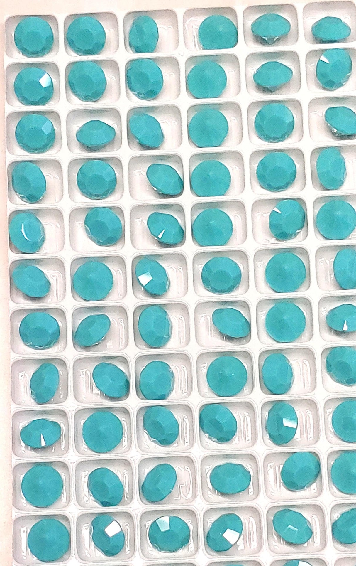 Preciosa SS39 Turquoise, Maxima Chaton, 8mm, Round Chaton, Unfoiled Back