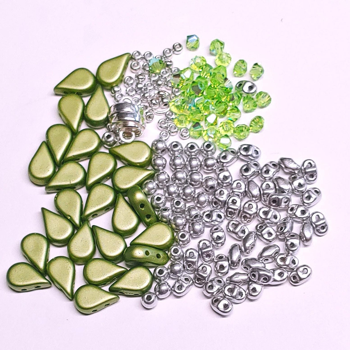 India Bracelet Kit-Amos par Puca beads. Pattern will be mailed with kit purchase, see Description for more details