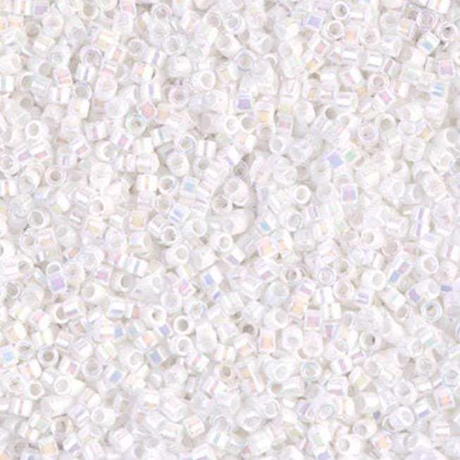 DB0202 11/0 White Pearl AB, Miyuki Delica