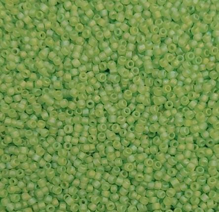 11/0 Transparent Matte Light Green AB, Matsuno Seed Bead, 11-F258