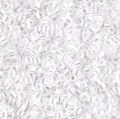 DB0201 11/0 White Pearl Ceylon Miyuki Delica