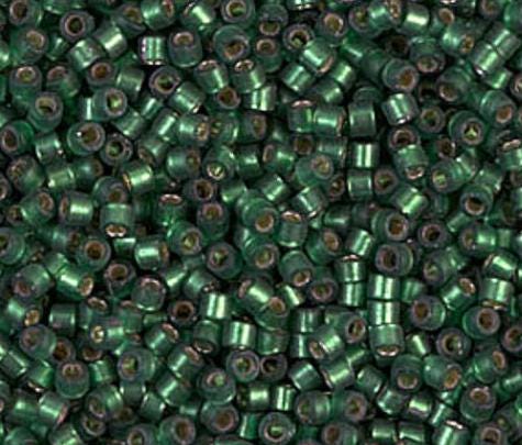 DB0690 11/0 Dyed Semi-Frost S/L Leaf Green Miyuki Delica