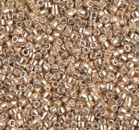 DB0433 11/0 Galvanized Champagne Miyuki Delica