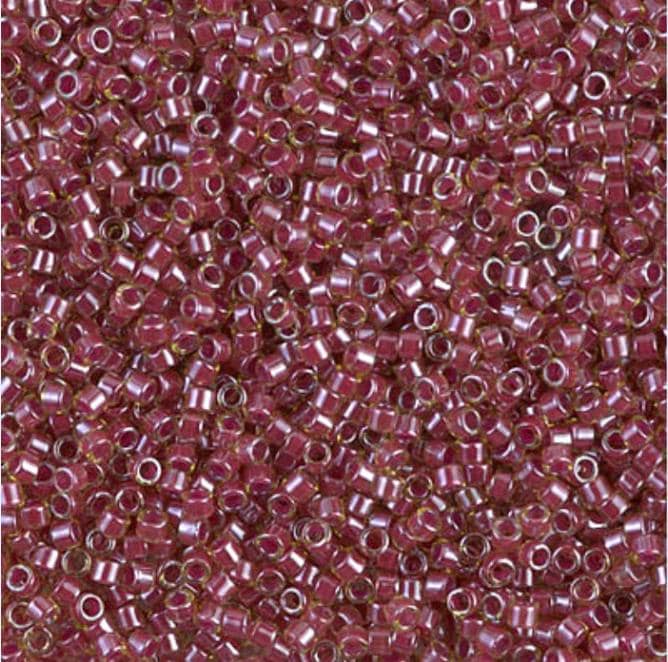 DB0283 11/0 Cranberry Lined Peridot Luster Miyuki Delica
