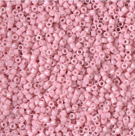 DB1906 11/0 Opaque Rosewater Miyuki Delica
