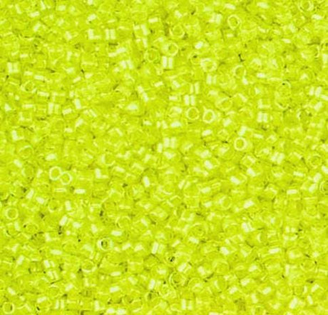 DB2031 11/0 Luminous Lime Aid Miyuki Delica