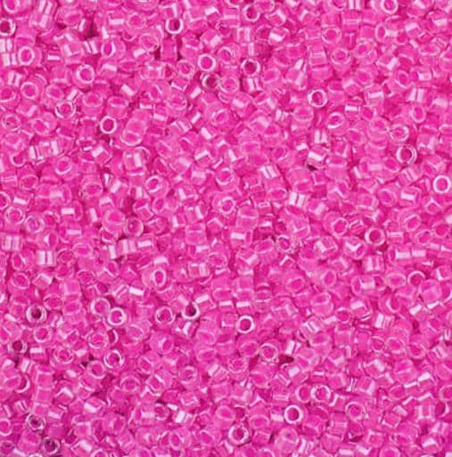 DB2037 11/0 Luminous Hot Magenta Miyuki Delica