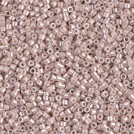 DB1535-1 11/0 Opaque Pink Champagne Ceylon Miyuki Delica