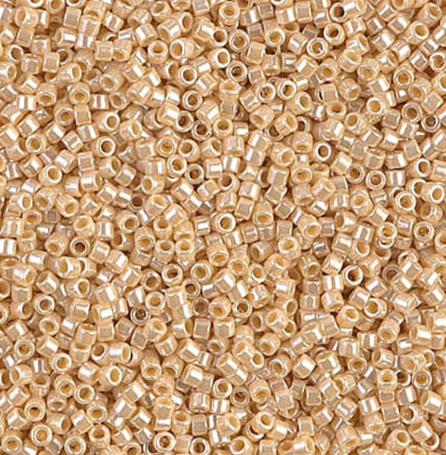 DB1561 11/0 Opaque Pearl Luster Miyuki Delica