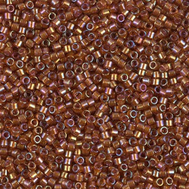DB1736 11/0 Sparkling Beige Lined Dark Topaz AB Miyuki Delica