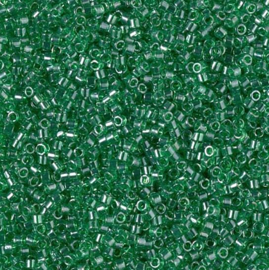 DB1889 11/0 Transparent Green Luster Miyuki Delica