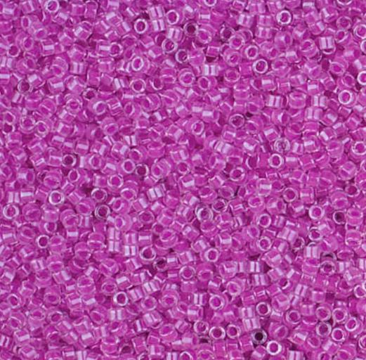 DB2038 11/0 Luminous Plum Crazy Miyuki Delica