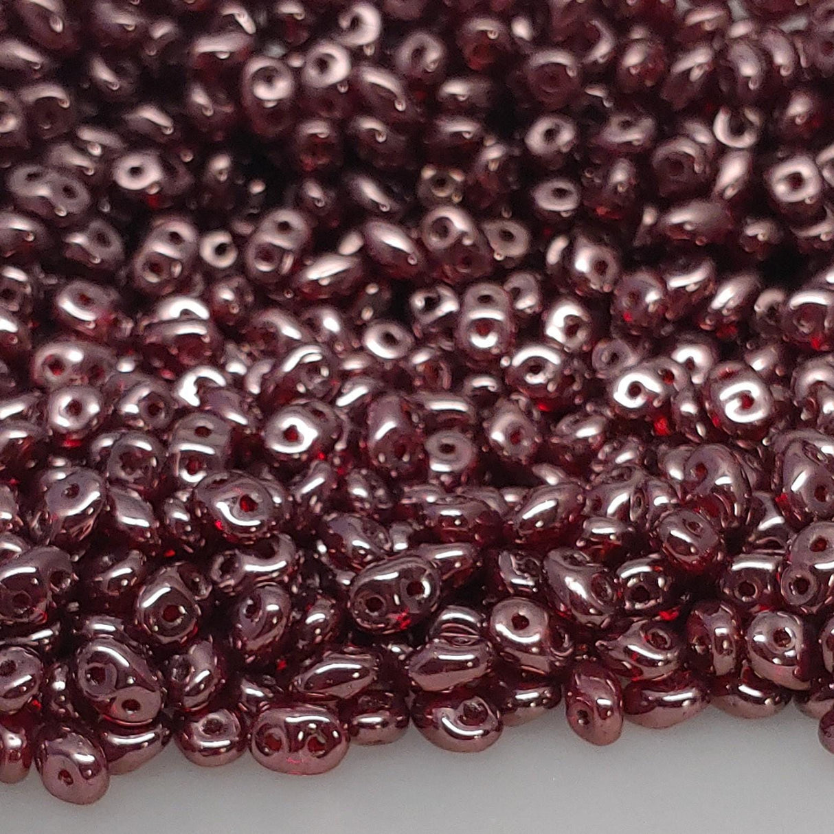 SuperDuo Red Wine, 2-Hole Czech Glass 2.5x5mm, 590080-15726, 10 grams