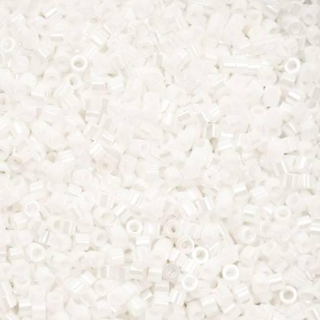 Cylin Bead 11/0 White Pearl Luster - 25 G Bag-CY11-1024