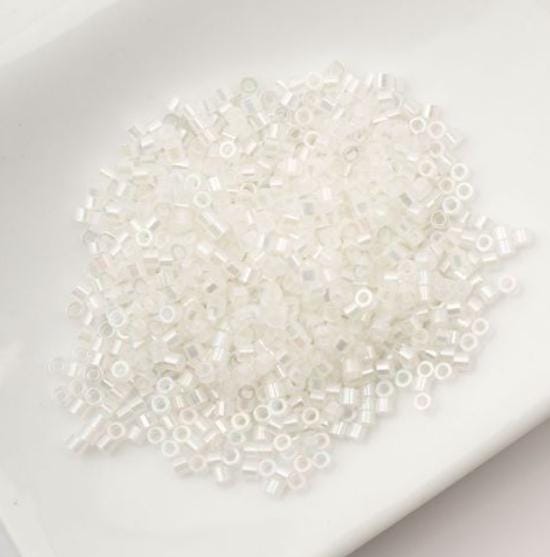 Cylin Bead 11/0 Off White AB - 25 G Bag-CY11-1012