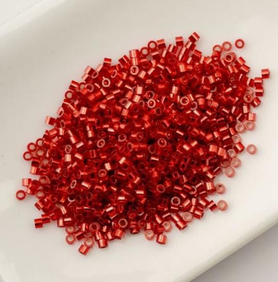 Cylin Bead 11/0 Silver Lined Red - 25 G Bag-CY11-1040