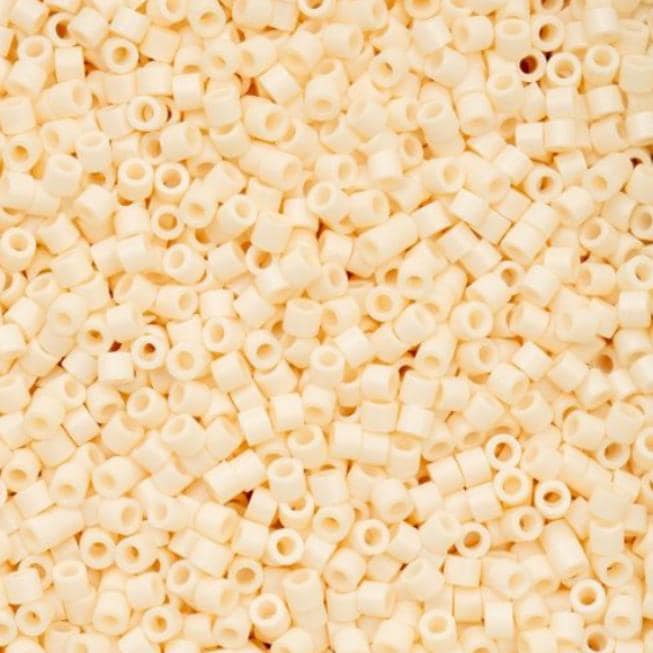 Cylin Bead 11/0 Opaque White Bisque - 25 G Bag-CY11-1090