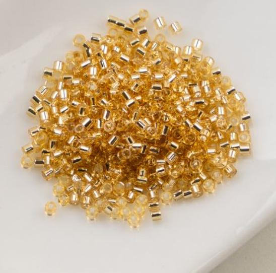 Cylin Bead 11/0 Gold Silver Lined - 25 G Bag-CY11-1200