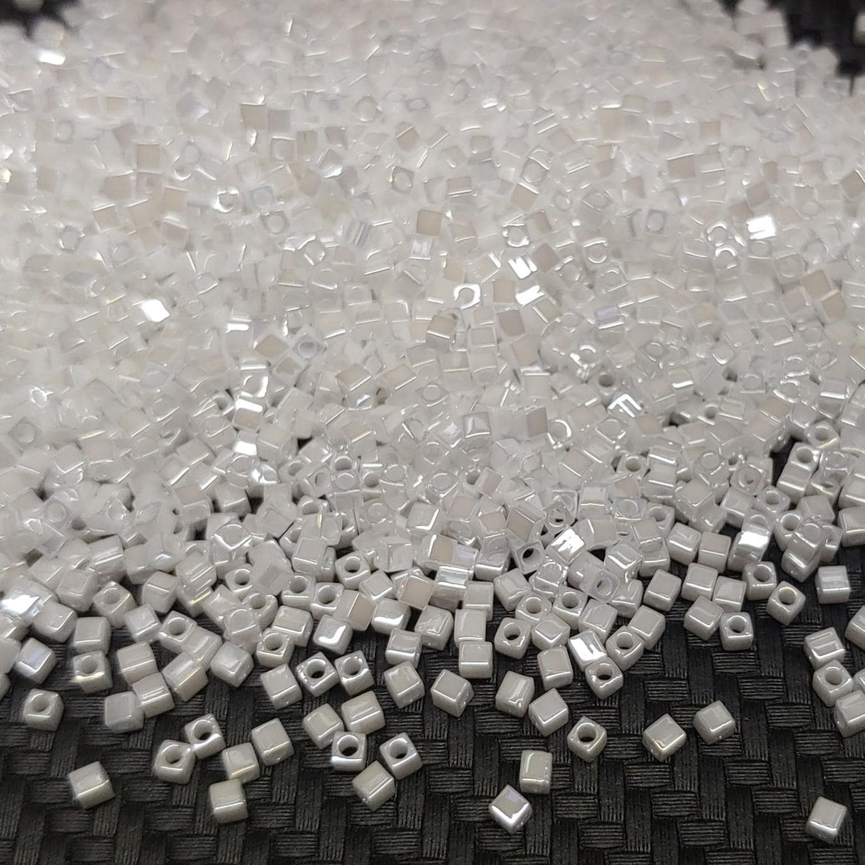 1.8mm Miyuki Cube Pearl White Luster SB18-420, 10 Grams