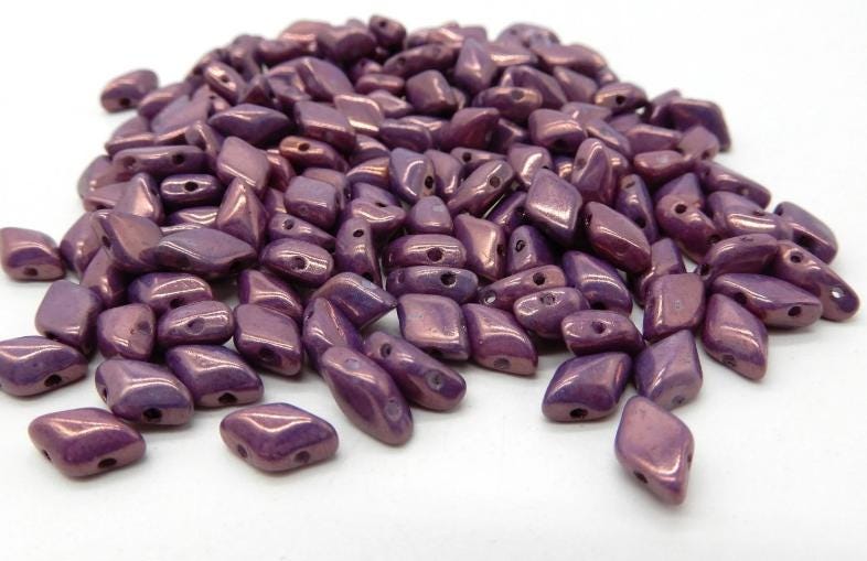 GemDuo Chalk Vega Purple, 2-Hole Matubo Czech beads 8x5mm, 15726 50 Beads
