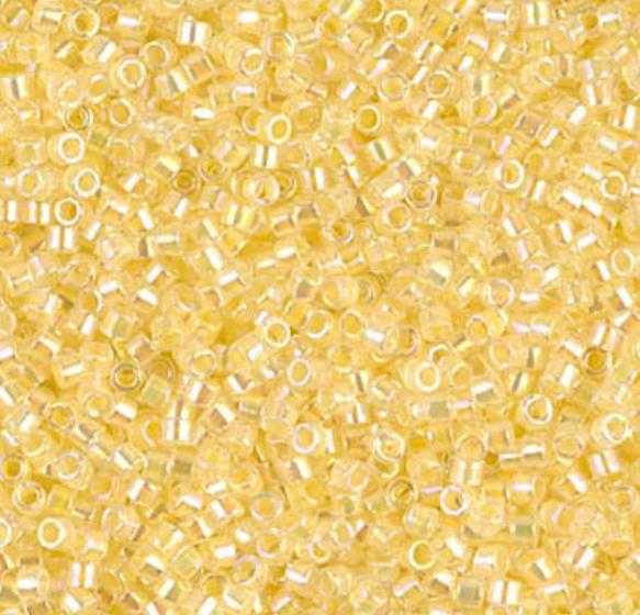 DB0053 11/0 Light Yellow Lined Crystal Miyuki Delica