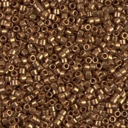 DB0115 11/0 Dark Topaz Gold Luster Miyuki Delica