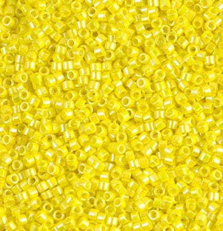 DB0160 11/0 Opaque Yellow AB Miyuki Delica
