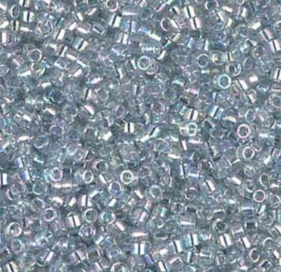 DB0110 11/0 Transparent Lt Marine Blue Gold Luster Miyuki Delica