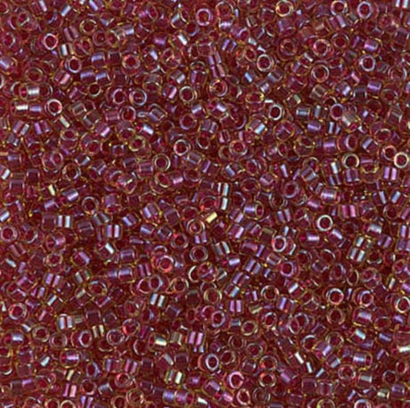 DB0282 11/0 Cranberry Lined Light Topaz Miyuki Delica 