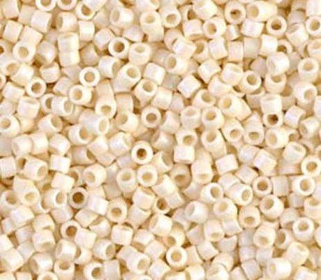 DB0883 11/0 Matte Opaque Dark Cream AB Miyuki Delica
