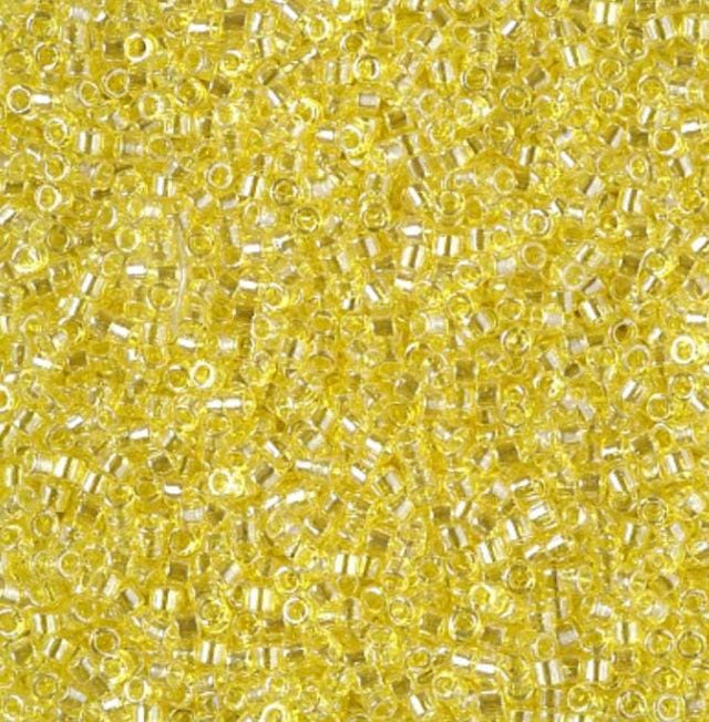 DB1886 11/0 Transparent Yellow Luster Miyuki Delica