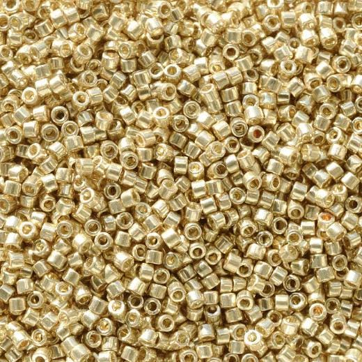 DB2501 11/0 Duracoat Galvanized Pale Gold Miyuki Delica